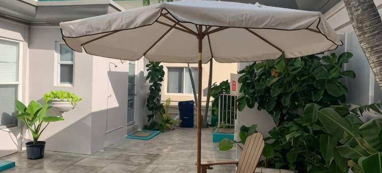 蒂安纳海滩酒店(Tiana Beach Inn)图片