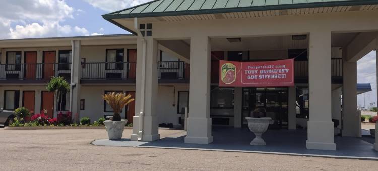 特洛伊呗盟酒店(Baymont by Wyndham Troy)图片