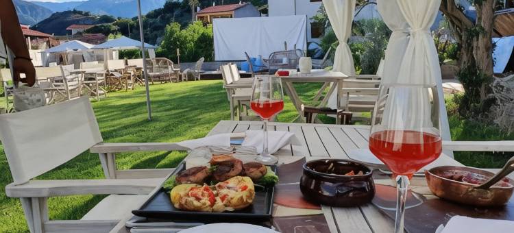 奥德赛希特罗酒店(Theatro Hotel Odysseon)图片