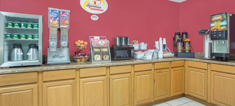 罗阿诺克速8酒店(Super 8 by Wyndham Roanoke VA)图片