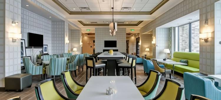 希尔顿旗下欢朋酒店及套房-萨斯卡通机场(Hampton Inn & Suites by Hilton Saskatoon Airport)图片