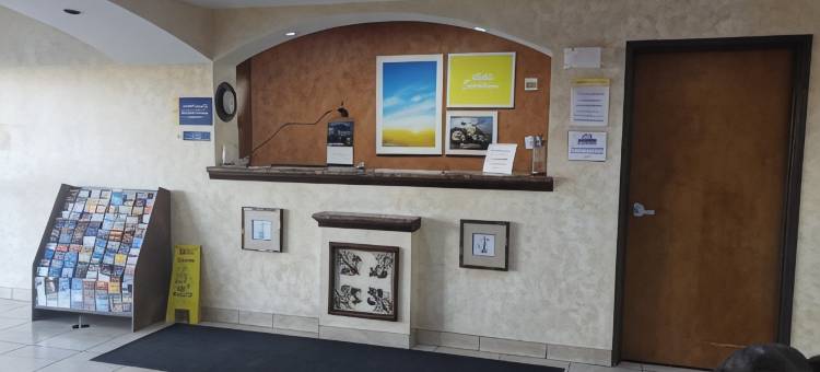 克利本戴斯套房酒店(Days Inn & Suites by Wyndham Cleburne TX)图片