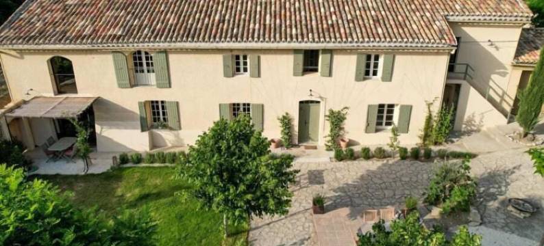 普勒斯之家客房(Le Mas des Poules chambres d'hotes de charme)图片