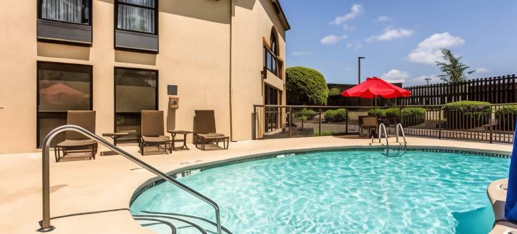 品质酒店福特米尔 靠近卡罗温兹大道(Quality Inn Fort Mill Near Carowinds Blvd)图片