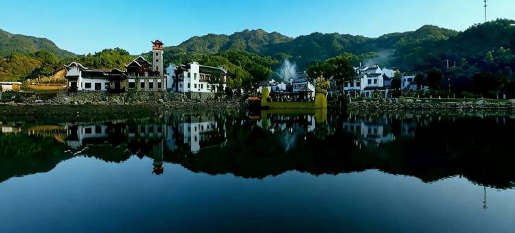 回乡阁民宿(锦里沟风景区店)图片