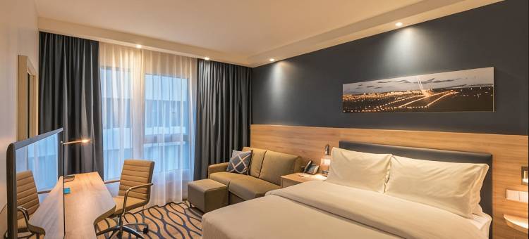 法兰克福机场希尔顿欢朋酒店(Hampton by Hilton Frankfurt Airport)图片