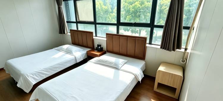 锐奥酒店(合肥翡翠路大学城北地铁站店)图片