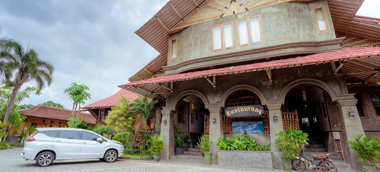 玛科塔普棱空酒店(Mahkota Plengkung Hotel by ecommerceloka)图片