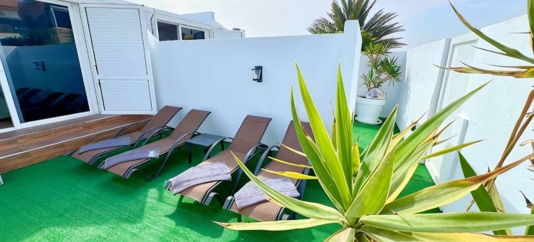 Bungalow with sea view图片