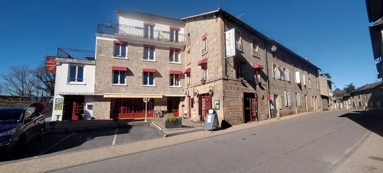 乐贝勒里夫酒店(Hotel - Bistro - Bar - Pmu le Bellerive)图片