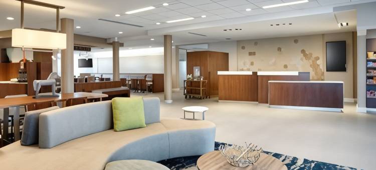 斯普林菲尔德北万枫酒店及套房(Fairfield Inn & Suites Springfield North)图片