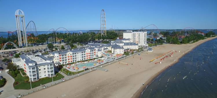 杉树角热浪酒店(Cedar Point Hotel Breakers)图片