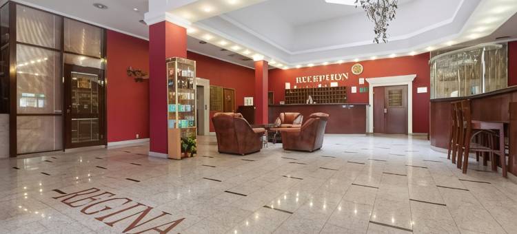 里贾纳纳彼得堡斯克伊酒店(Regina Hotel on Peterburgskaya)图片
