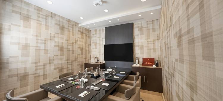 多哈温德姆华美达安可酒店(Ramada Encore by Wyndham Doha)图片