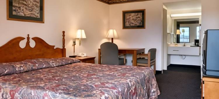 科科莫温德姆戴斯套房酒店(Days Inn & Suites by Wyndham Kokomo)图片