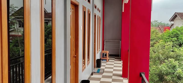 红门酒店-格里亚萨瓦山沙丽亚民宿(Homestay Griya Sawah Gunung Syariah Mitra RedDoorz)图片