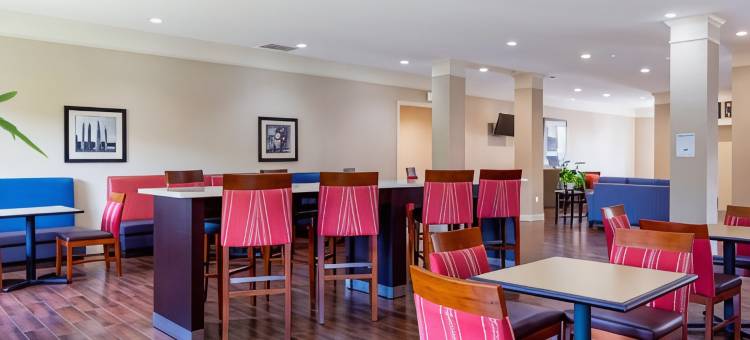 舒适酒店(Comfort Inn Near University)图片