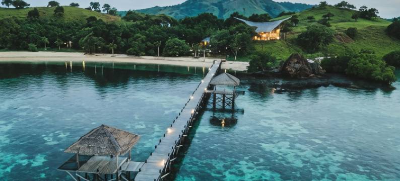 塞拉亚科莫多度假村(The Seraya Resort Komodo)图片