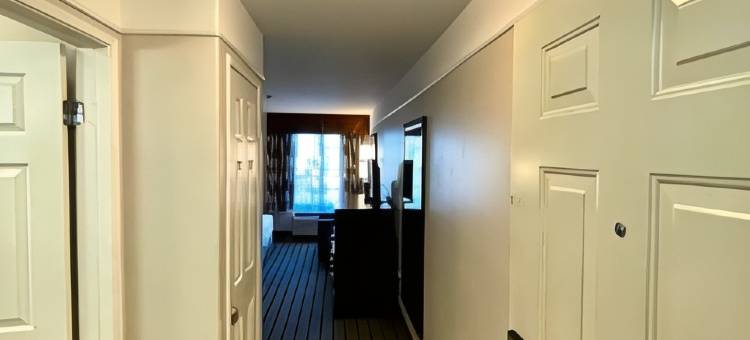 贝克斯菲尔德北拉昆塔温德姆套房酒店(La Quinta Inn & Suites by Wyndham Bakersfield North)图片