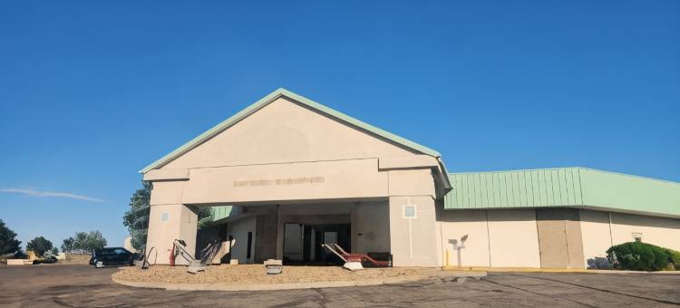 Ramada by Wyndham Sterling图片