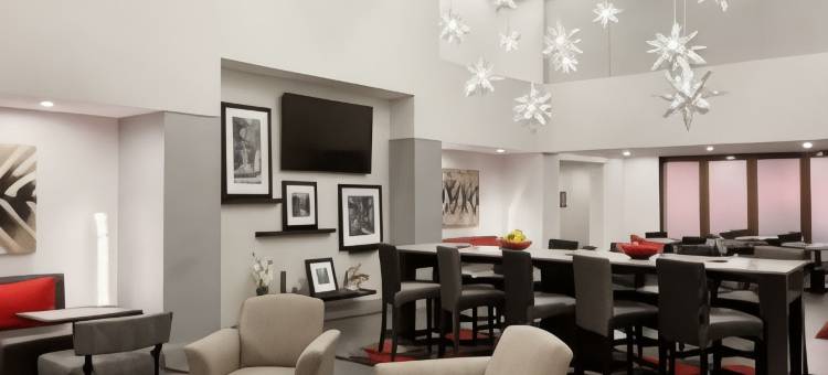 罗厄诺克机场/谷景购物中心欢朋套房酒店(Hampton Inn & Suites Roanoke Airport)图片