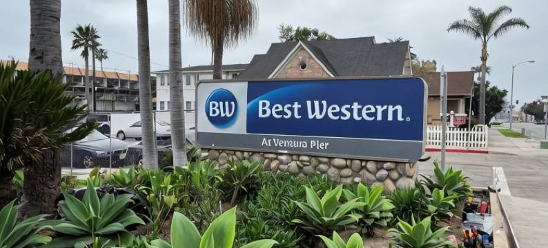 本图拉贝斯特韦斯特优质酒店(Best Western Plus Inn of Ventura)图片