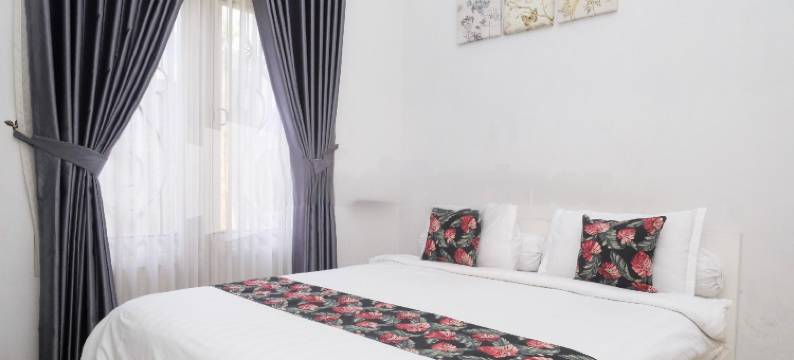 优佳11号精品米特拉红门酒店-靠近日惹加查马达大学(Just 11 Boutique Syariah Mitra RedDoorz Near Ugm Yogyakarta)图片