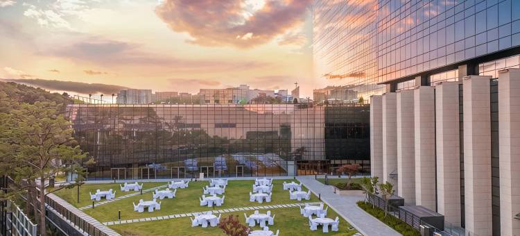 首尔板桥希尔顿逸林公寓酒店(DoubleTree by Hilton Seoul Pangyo Residences)图片