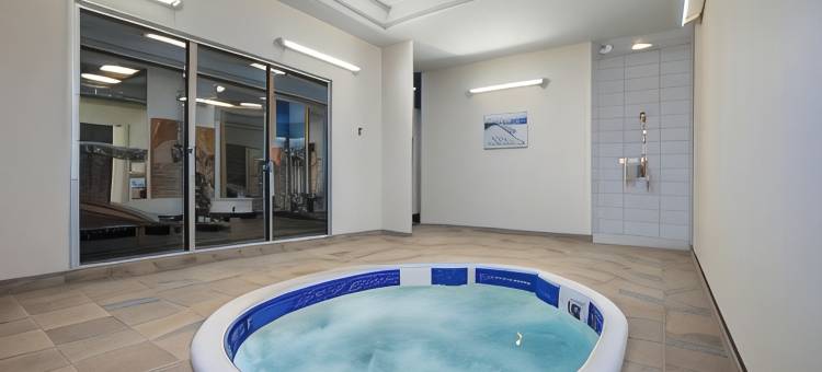 韦伯恩旅馆(Travelodge Hotel by Wyndham Weyburn)(Travelodge Hotel by Wyndham Weyburn)图片