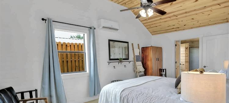 Fred葡萄酒乡三英亩豪华别墅(Luxurious Cottage on 3-Acre's in Fred Wine Country)图片