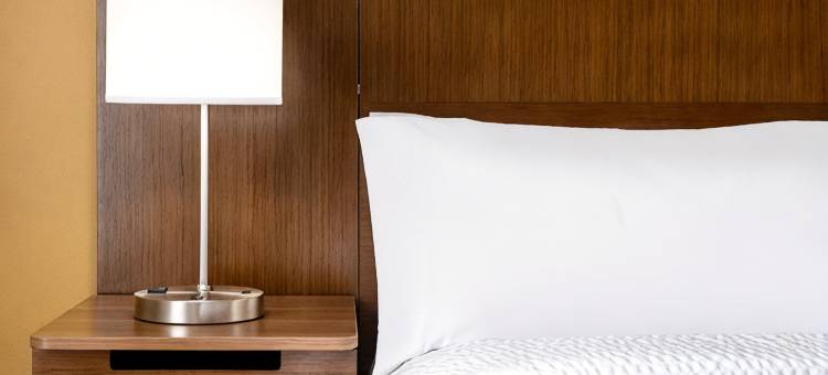 富兰克林洲际酒店及套房(Franklin Inn & Suites by IHG)图片