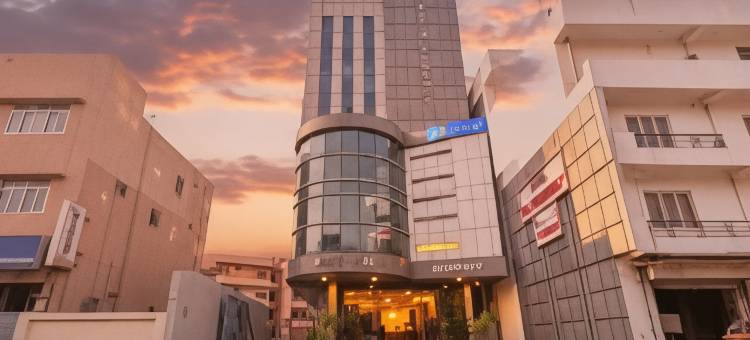 Fabhotel拉吉住宅二号酒店(Fabhotel Raj Residency II)图片