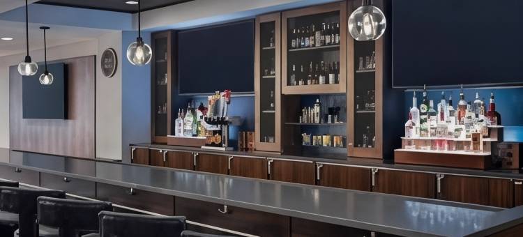 福朋喜来登酒店萨凡纳机场(Four Points by Sheraton Savannah Airport)图片