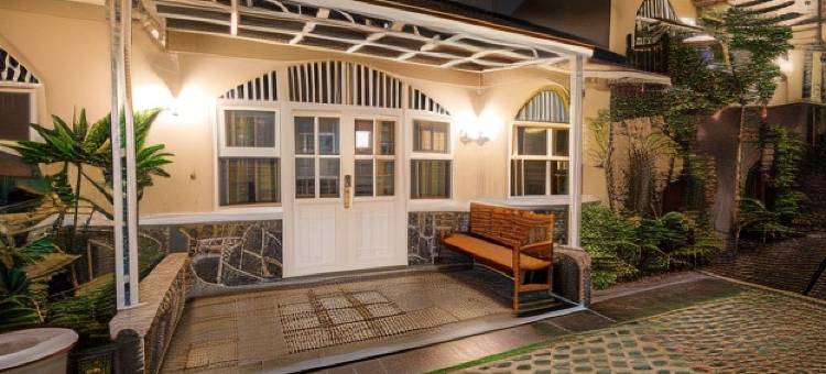 彭加都市景观绿洲山度假村 - 红门酒店集团(Urbanview Resort d'Oasis Mountain Puncak by RedDoorz)图片