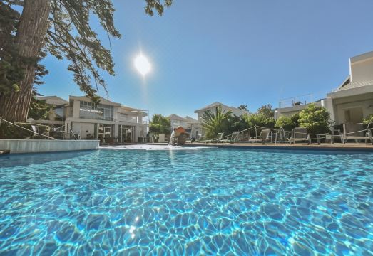 The Loriet Hotel Overview