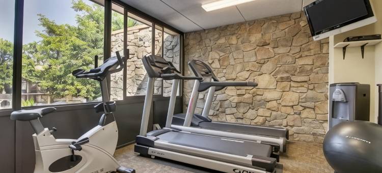 Holiday Inn 韦斯特伯里长岛(Holiday Inn Westbury-Long Island)图片