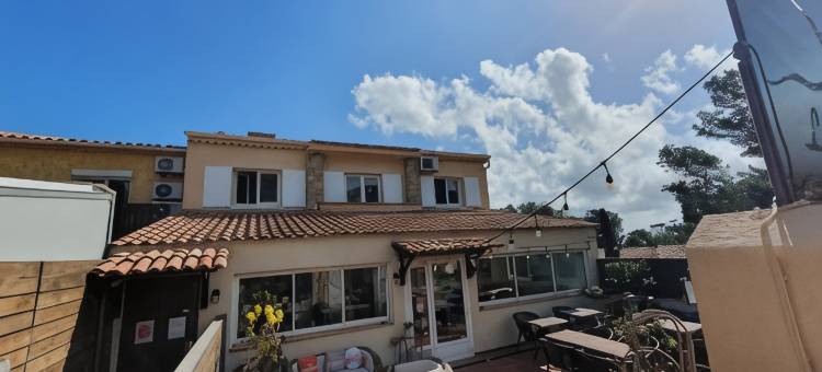 赫特莱斯卡朗克酒店(Hôtel les Calanques)图片