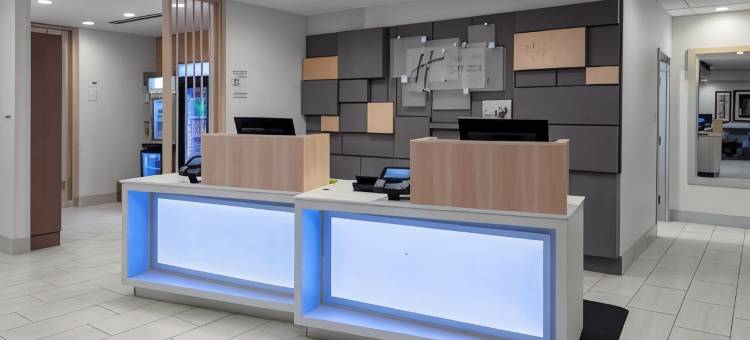 西威尔明顿医疗园区智选假日套房酒店(Holiday Inn Express & Suites Wilmington West - Medical Park)图片