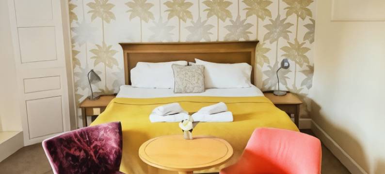 马车和马旅馆(Waggon and Horses)图片