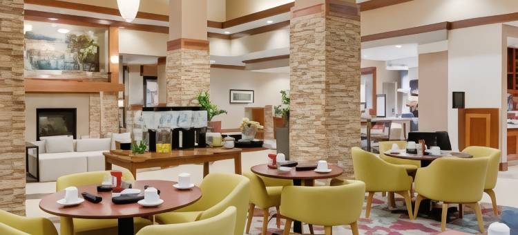 密尔沃基机场希尔顿花园酒店(Hilton Garden Inn Milwaukee Airport)图片