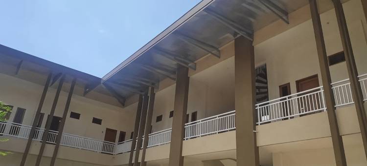 红多兹酒店-近普禾加多穆罕默迪亚大学(RedDoorz Near Universitas Muhammadiyah Purwokerto)图片