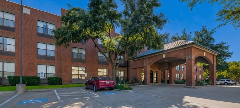 普莱诺贝斯特韦斯特舒尔泰普拉斯酒店(SureStay Plus Hotel by Best Western Plano)图片