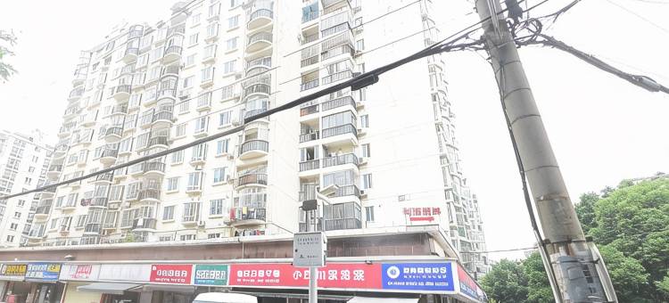 武汉鹿角小巷青年公寓图片