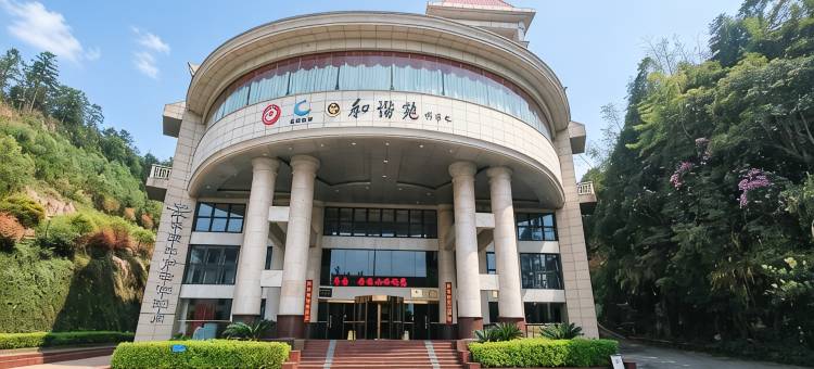 长旅沁庐云栖酒店(井冈山茨坪景区店)图片