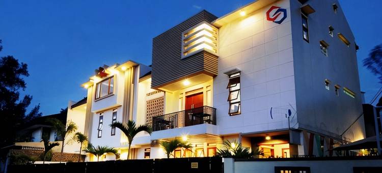 鲁玛达瓦酒店(Rumah Tawa Hotel Syariah)图片