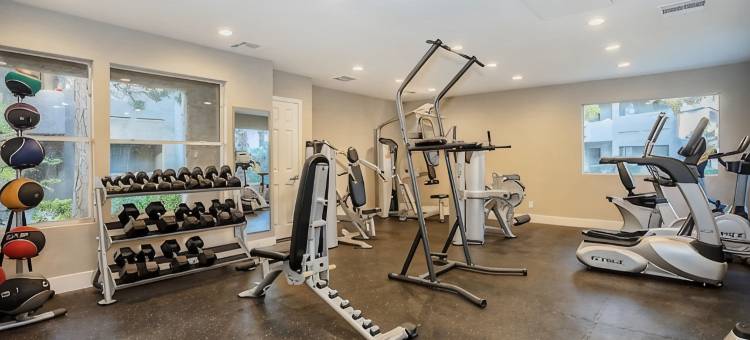 Awesome Strip Views! Heated Pool, Hot Tub & Gym!图片