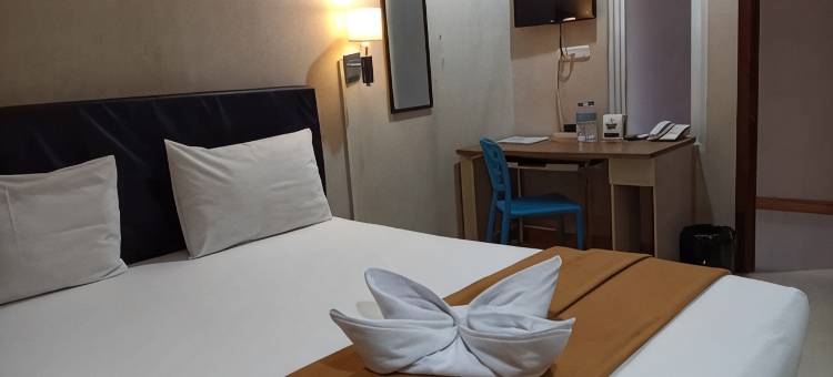 万鸦老莫托莫旅馆(Mottomo Inn Manado)图片
