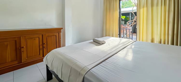 711 吉利特拉旺安米特拉红门酒店(711 Gili Trawangan Mitra RedDoorz)图片