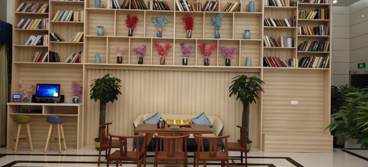 格林豪泰(咸宁高铁北站五金机电市场店)图片