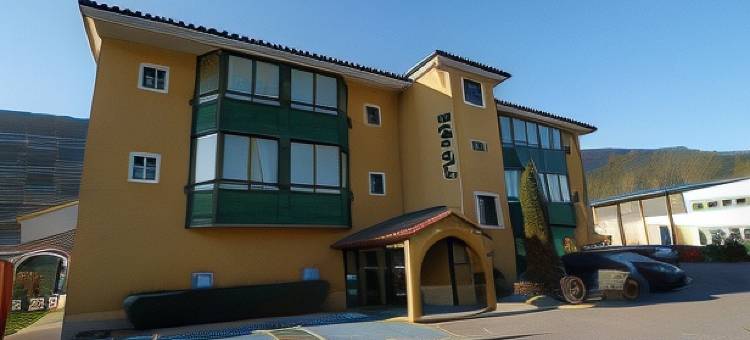 普罗旺斯热梅诺Sure Hotel by Best Western Gemenos en Provence(Sure Hotel by Best Western Gemenos en Provence)图片